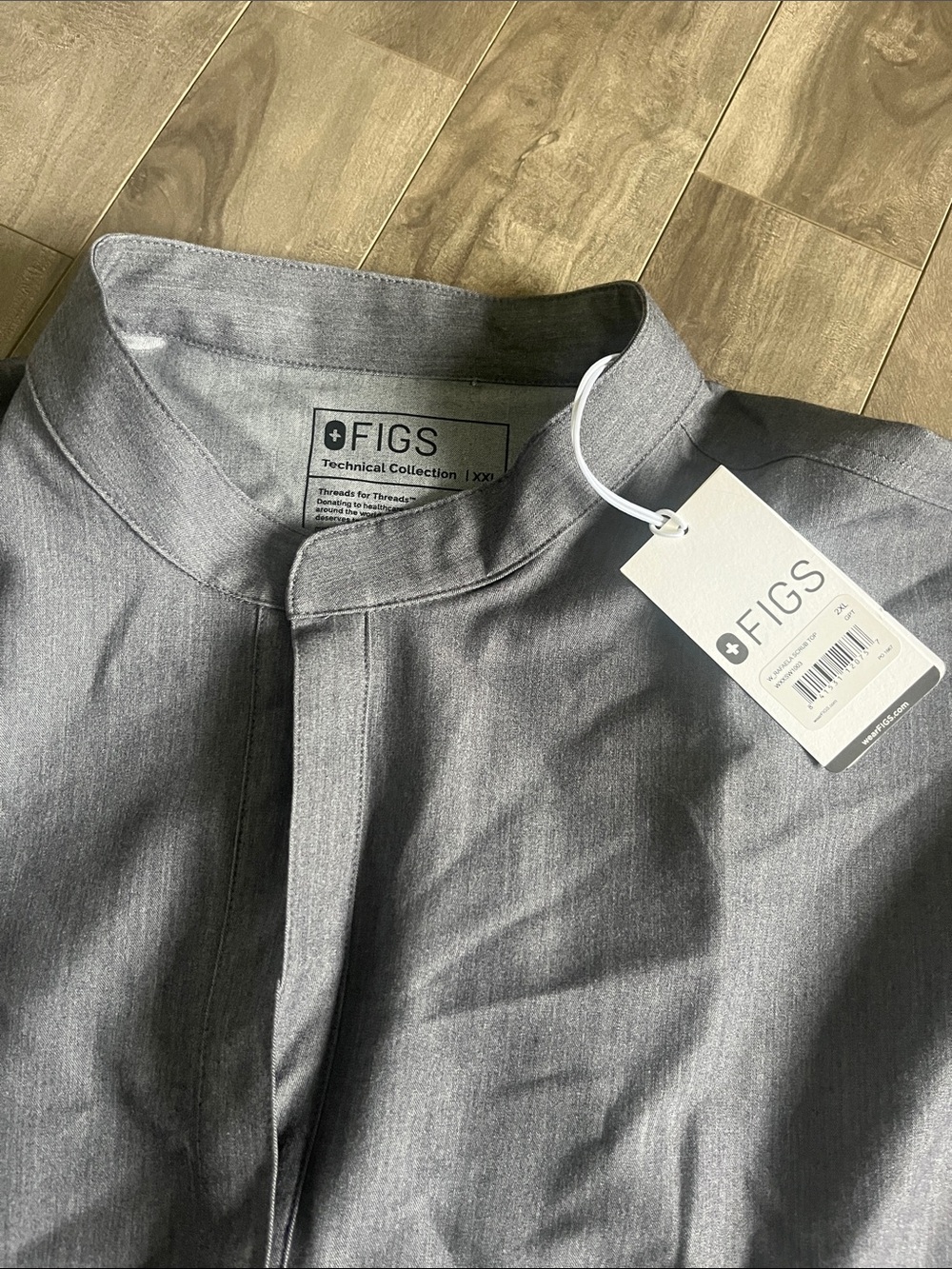 FIGS Oversize Rafaela Scrub Top NWT - Picture 3 of 9